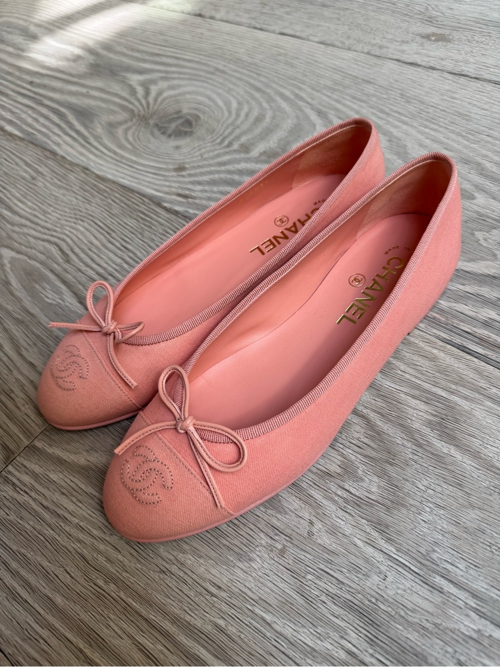 NWT CHANEL Coral Pink Canvas Ballet Flats with Bow - Picture 4 of 9